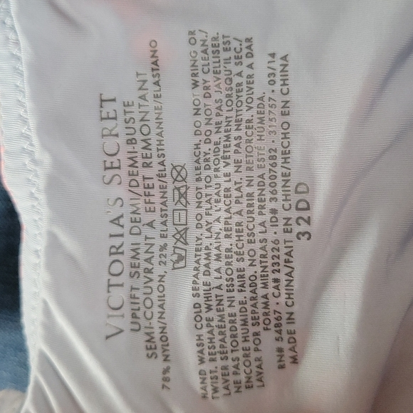 VS Victoria's Secret Uplift Semi-Demi Bra 32DD - Picture 4 of 4